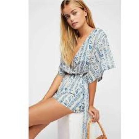 Free People Put A Ring On It Romper Dress Printed Playsuit Crinkly Small 199261 - Picture 1 of 15
